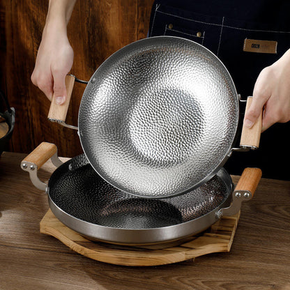 Flat bottom stainless steel cooking pan