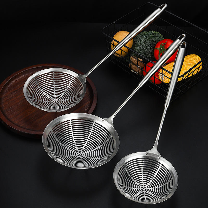 Rust resistant stainless steel spoon