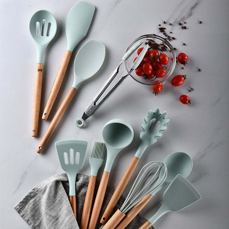 Wooden handle kitchen tools set